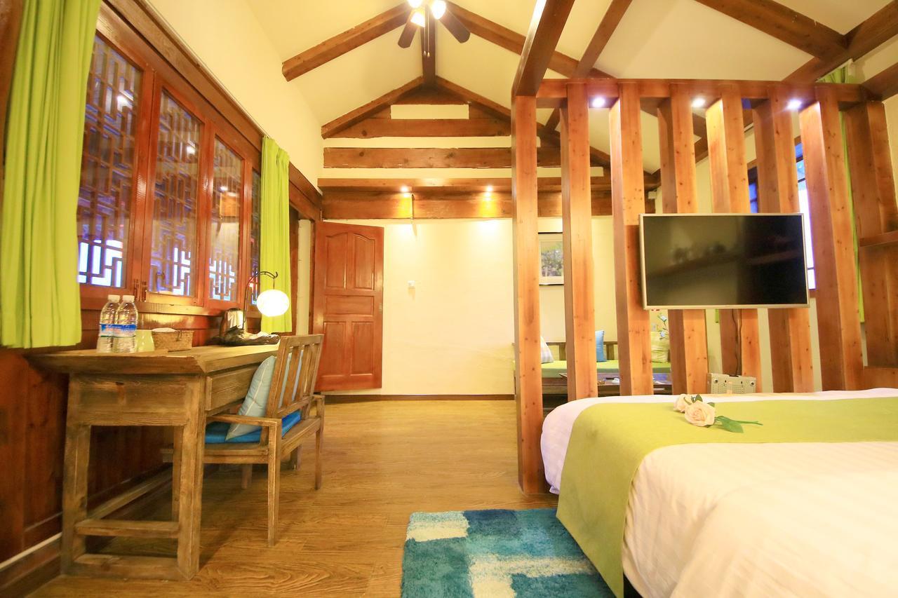 Peter Goullart Boutique Inn Lijiang  Buitenkant foto